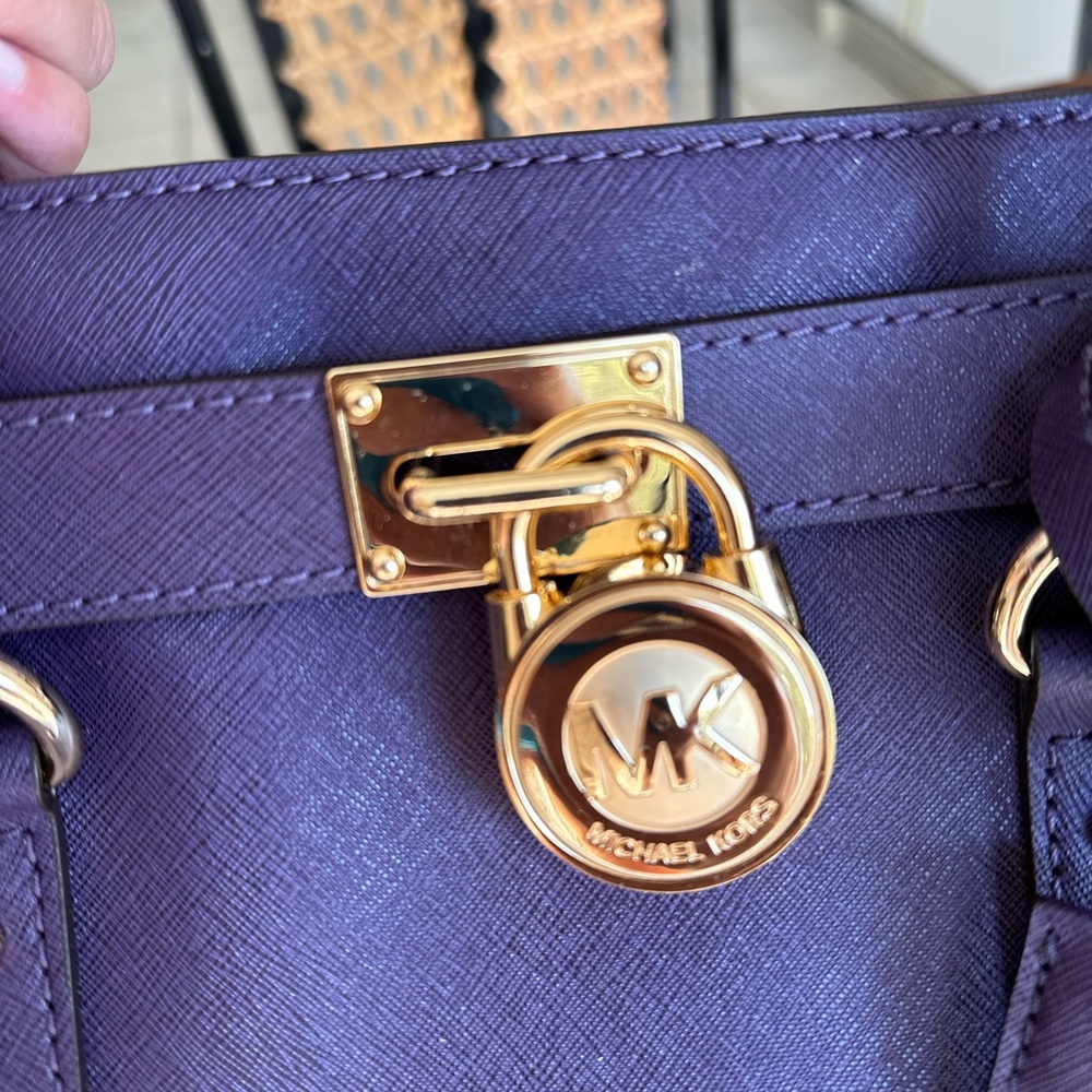 NWOT michael kors purple purse with handles and shoulder strap - Picture 3 of 13